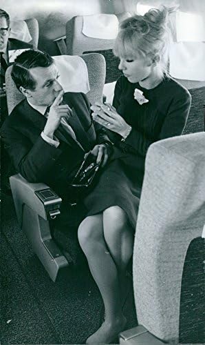 Реколта снимка на Дани Саваль и неговата съпруга Мишел Дракър 1964 г.