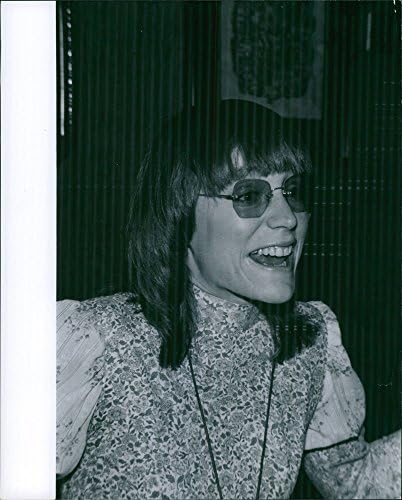Реколта снимка улыбающейся Caroline Кери Снодгресс, 1971 година.