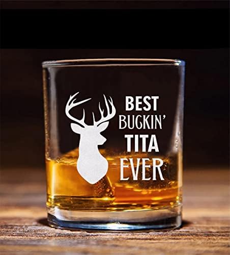 QPTADesignGift Най-Чаша за уиски Buckin Tita В историята - една Чаша На Ден на бащата - Подарък нов татко - Чаша за уиски - Забавен подарък за рожден ден - на Лов за Ден на бащата